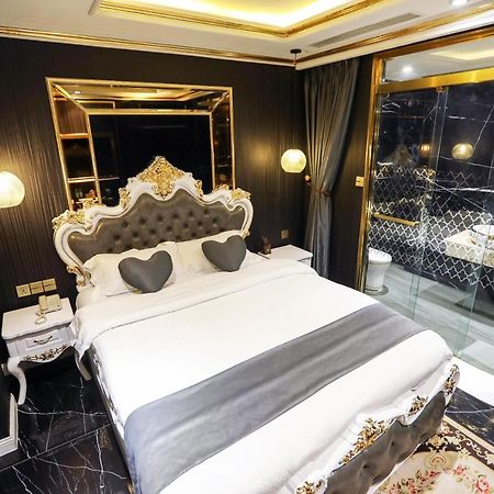 Enjoy Hotel 7 Thành Pho Ho Chí Minh Esterno foto