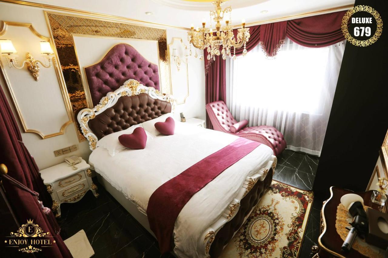 Enjoy Hotel 7 Thành Pho Ho Chí Minh Esterno foto