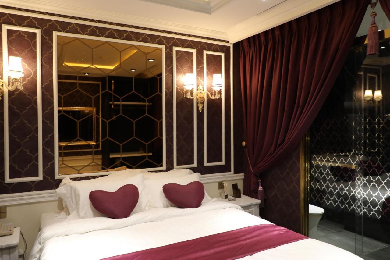 Enjoy Hotel 7 Thành Pho Ho Chí Minh Esterno foto