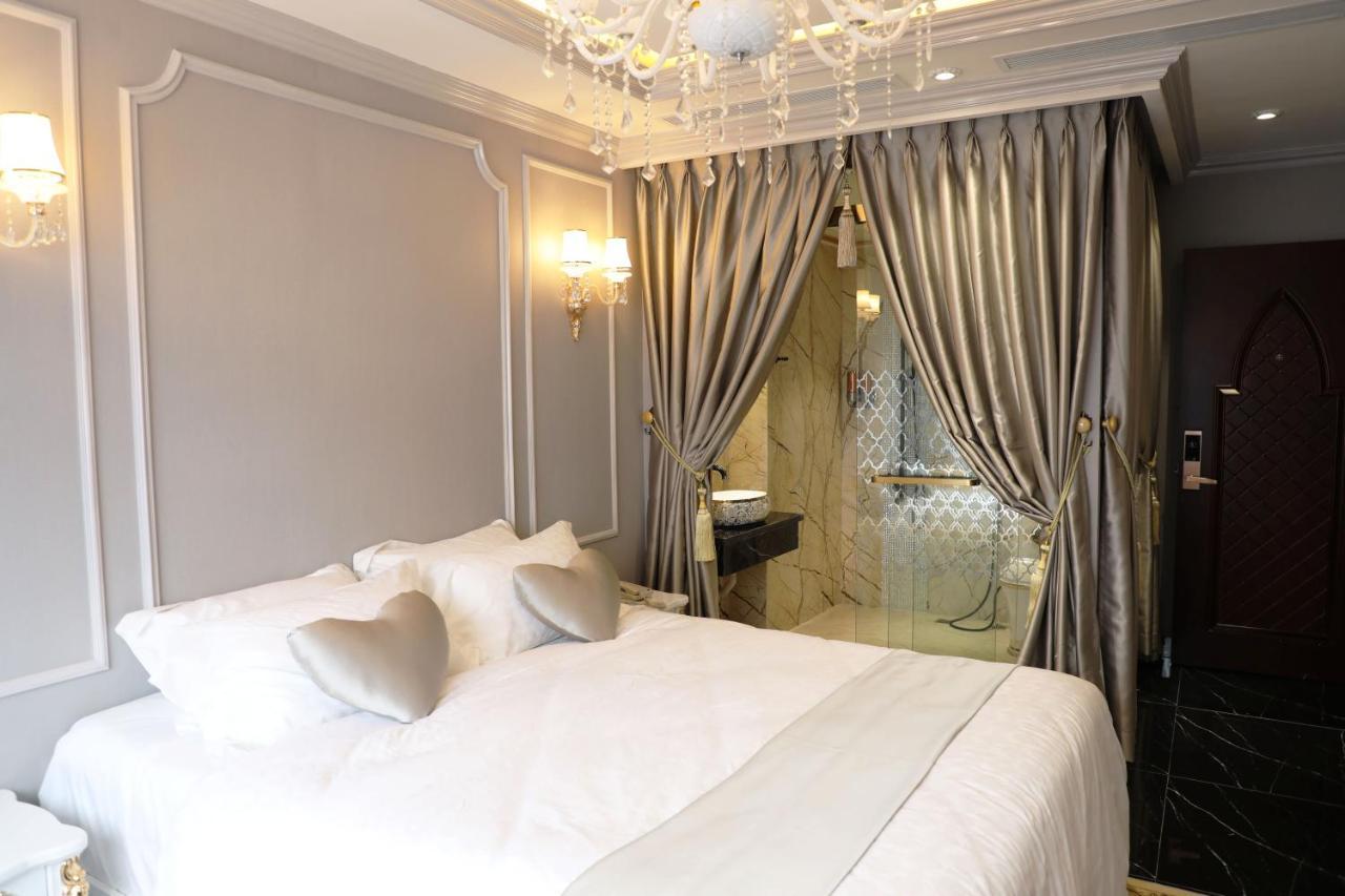 Enjoy Hotel 7 Thành Pho Ho Chí Minh Esterno foto